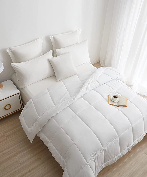Soft Comfort Solid Double AC Comforter,White Frost|200 GSM Micro Polyester|Reversible