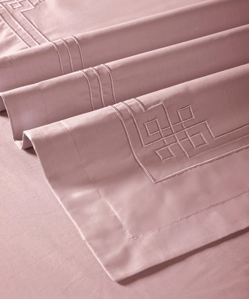 Nectarsoft Luxe Living Solid King Bedsheet Set, Windsor, Peach Bloom|300 TC Cotton| 2 Pillow Cover