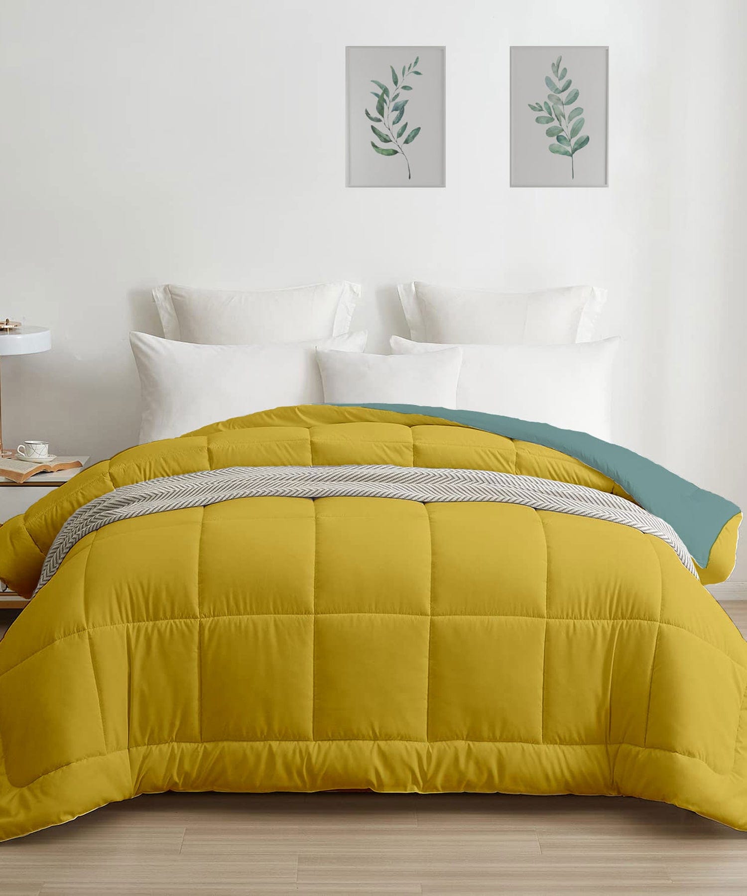Queen Comforter ₹3999/-