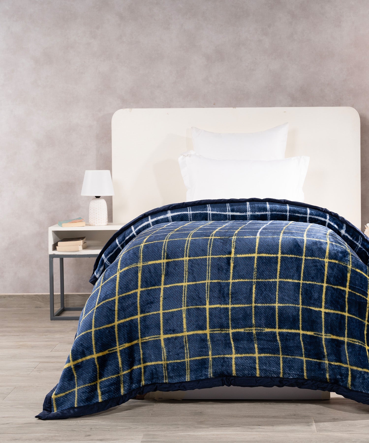 Home Essential Soft Sanctuary Single Blanket, Meko