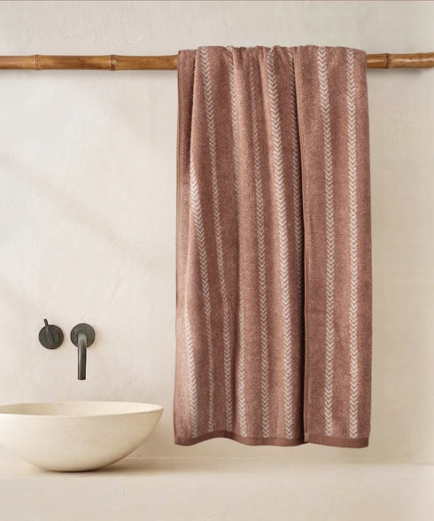 Indulgence By The FirePlace Bath Towel, Super Soft, Intricate Design, 600 GSM, Ginger
