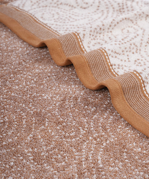 Indulgence By The FirePlace Bath Towel, Super Soft, Intricate Design, 600 GSM, Elmer