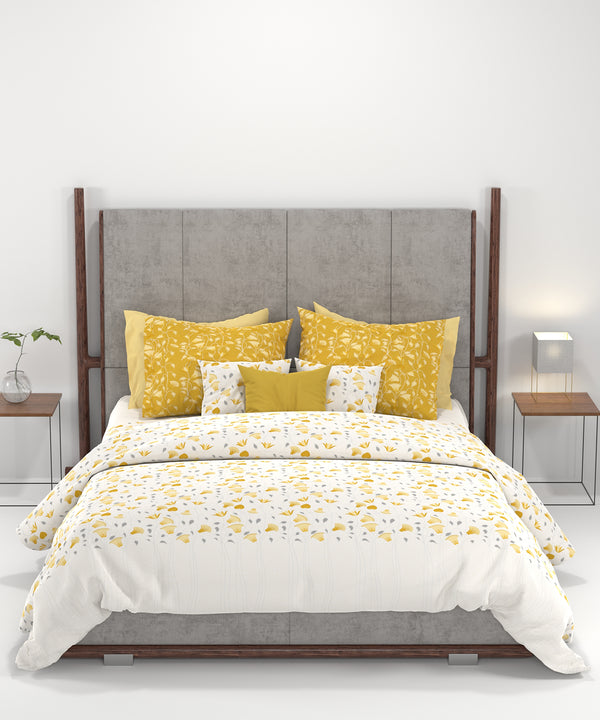 Carnival Gold Art Deco King Bedsheet, Ebony Yellow| 144 TC Cotton| 2 Pillow Covers
