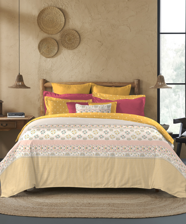 Sanskriti King Bedsheet Gift Set, Kasuti Turmeric | 180 TC Cotton| 2 Pillow Covers