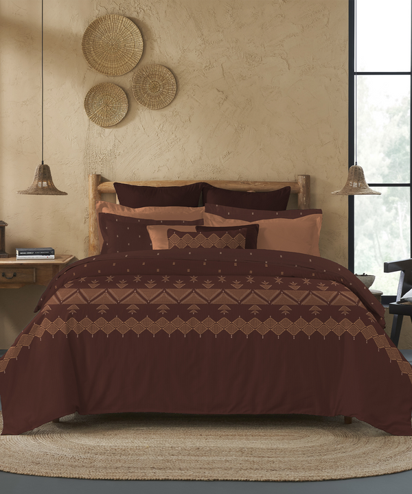 Sanskriti King Bedsheet Gift Set, Phulkari Brown| 180 TC Cotton| 2 Pillow Covers