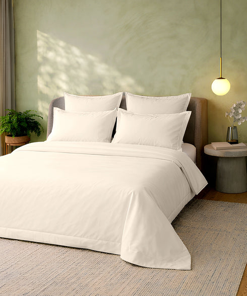 Style me Solid King Bedsheet, Cream |180 TC Cotton|2 Pillow Covers|Solid