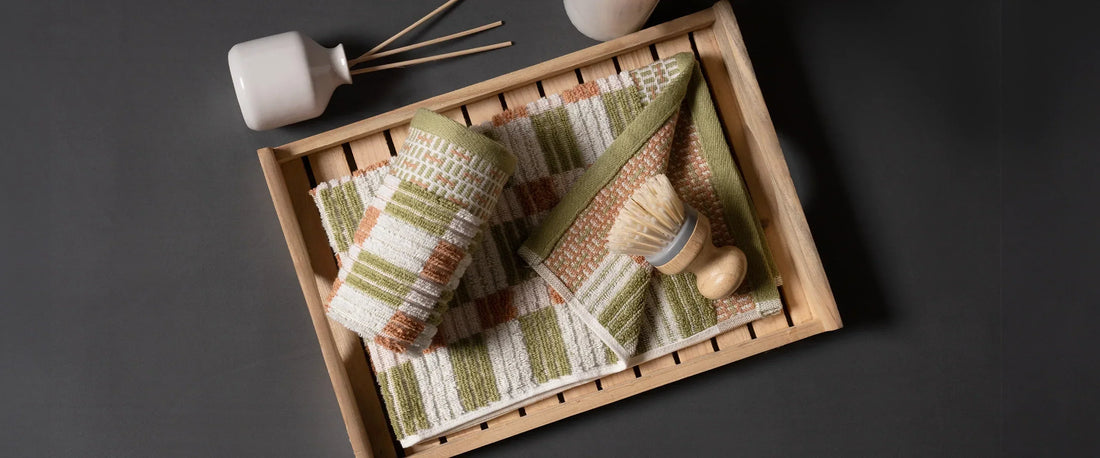 Cotton vs. Microfiber vs. Bamboo Towels – Which One is Best for You?