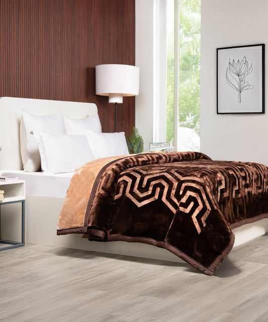 Top Blanket Brands to Keep You Cosy, Warm, and Stylish All Through This Winter Season