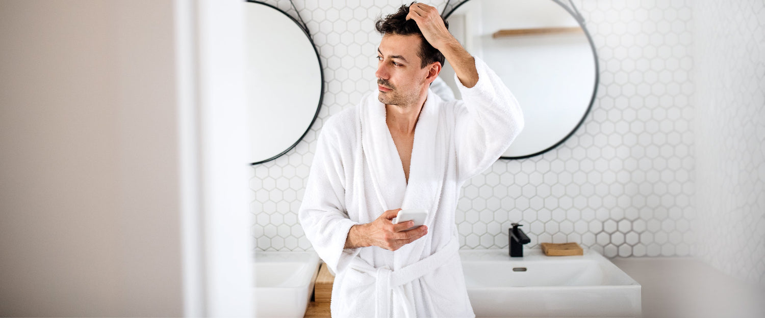 Choosing the Perfect Men's Bathrobe