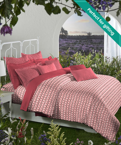 Aroma Strawberry King Bedsheet With 2 Pillow Cover Gift Set, 144 Tc, 100% Cotton, Geometric