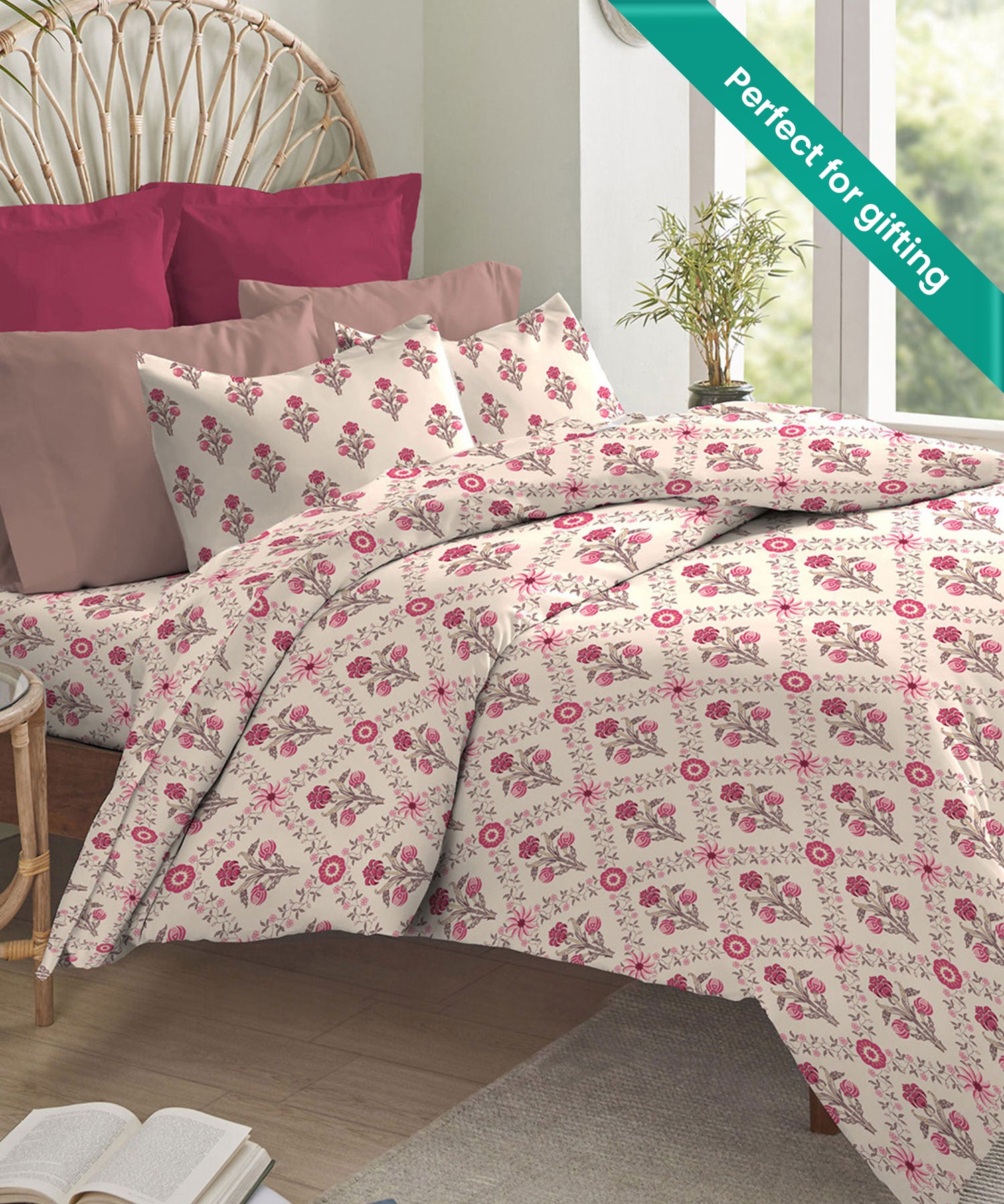 Earth Lover Feroza King Bedsheet With 2 Pillow Cover Gift Set, 144TC, 100% Cotton, Floral, Pink