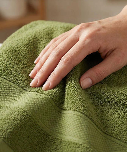Urban Comfort Bath Towel, Olive| 450 GSM Cotton