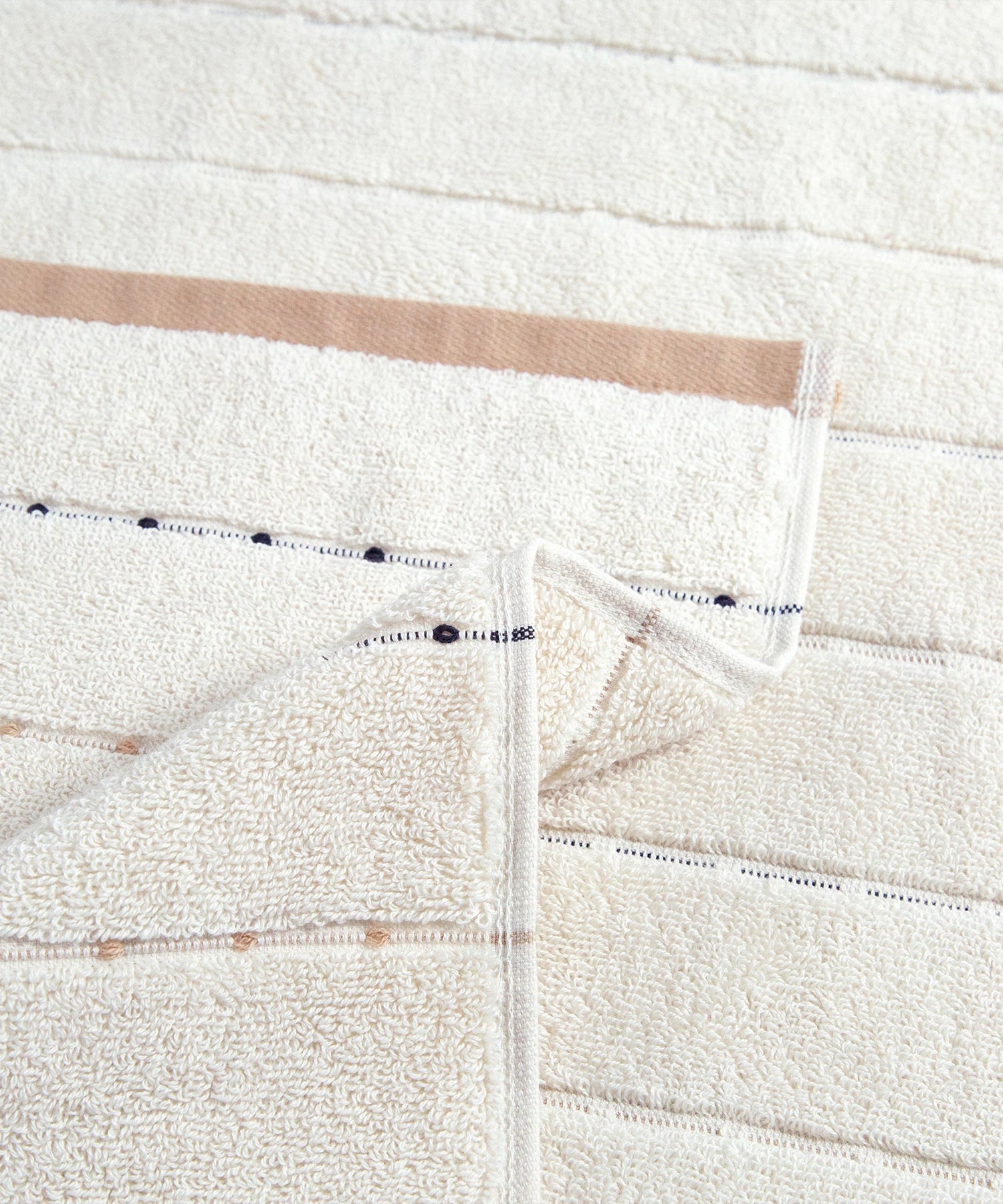 Symphony of Threads 1Pc Bath Towel, Thryve| 625 GSM Cotton