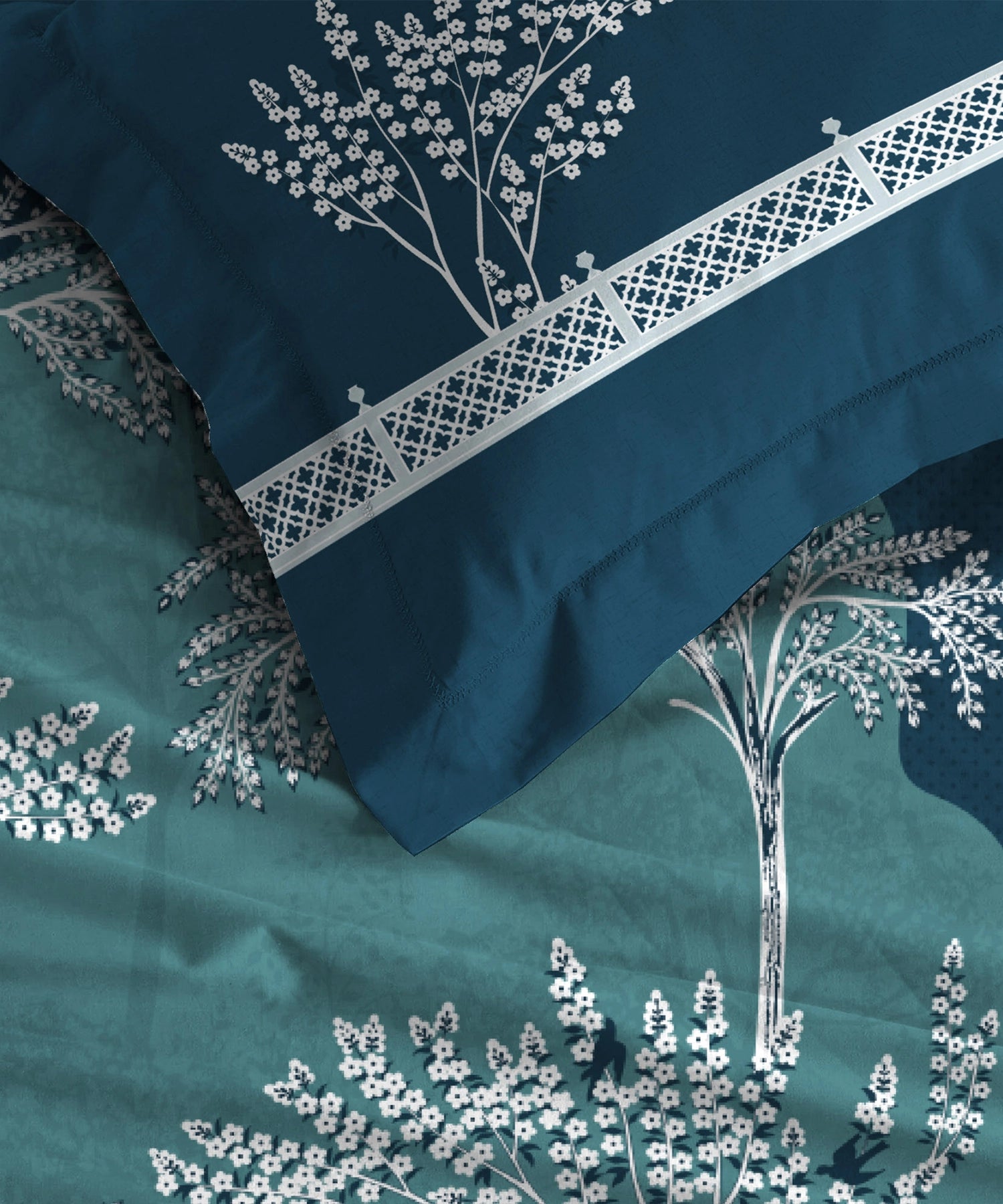 Classic Prakriti King Bedsheet Set, Vayu|210 TC Cotton|2 Pillow Covers