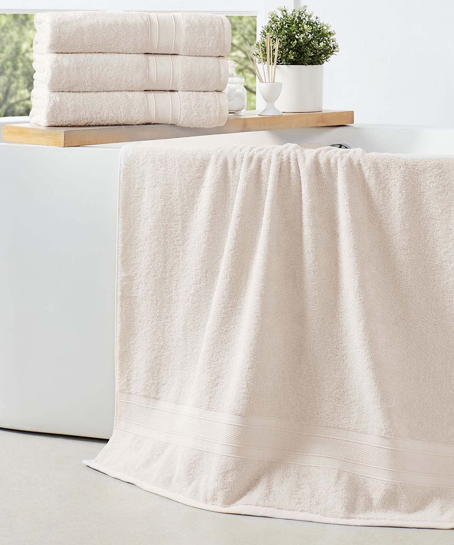 4Pc Towel Set ₹1899/-