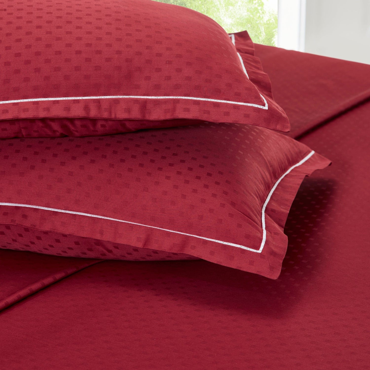 Indulgence Solid King Bedsheet set , 300TC , 100% Cotton , Ruby Maroon
