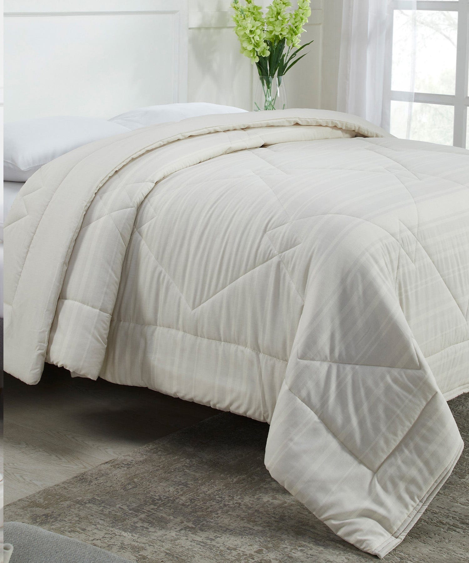 King Size Comforter ₹2559/-
