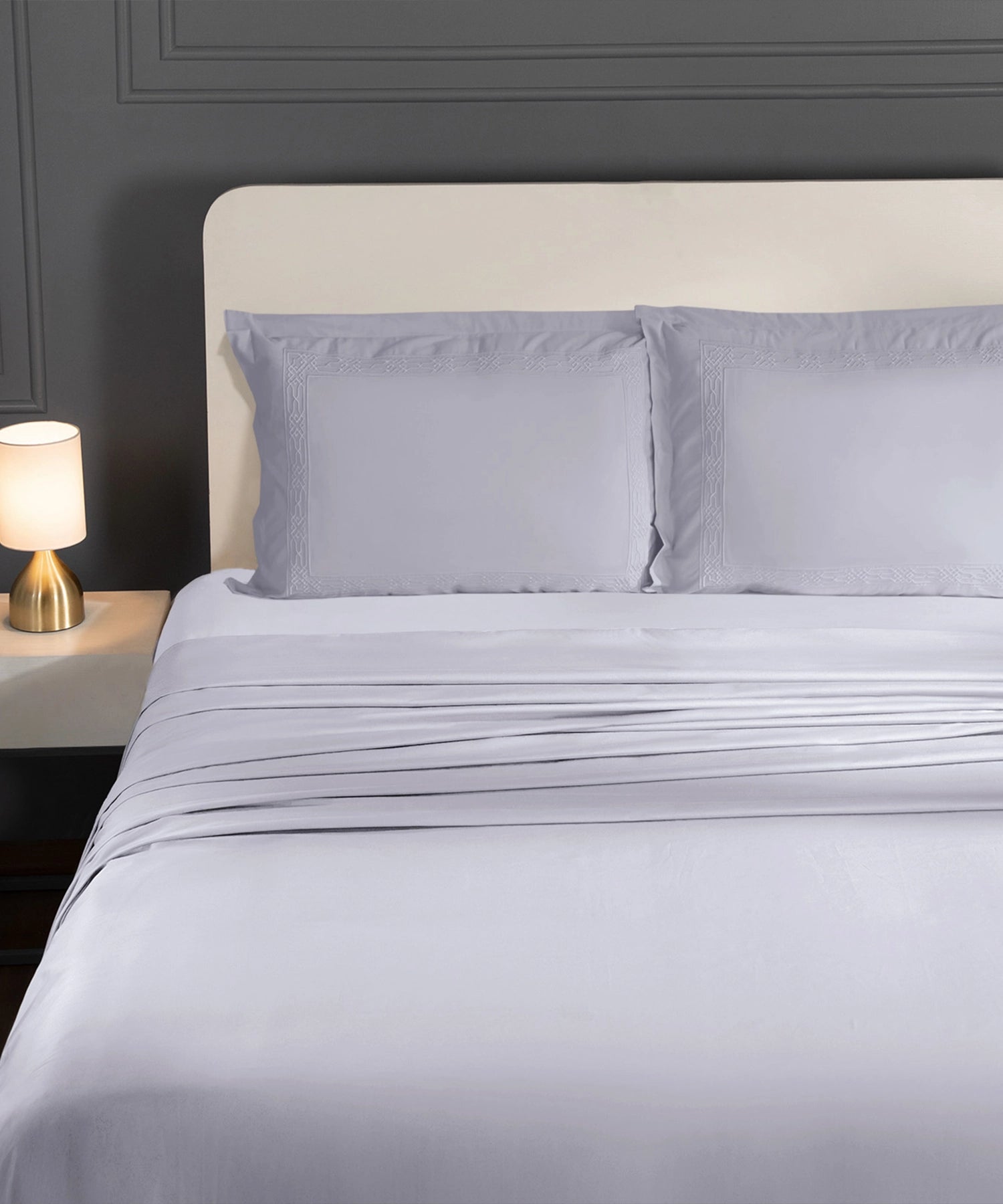 Nectarsoft Luxe Living Solid King Bedsheet ,300 TC ,100% Cotton, Hilton, Silver Cloud