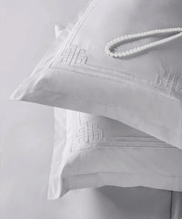 Nectarsoft Luxe Living Solid King Bedsheet Set, Windsor, Silver Cloud|300 TC Cotton| 2 Pillow Cover