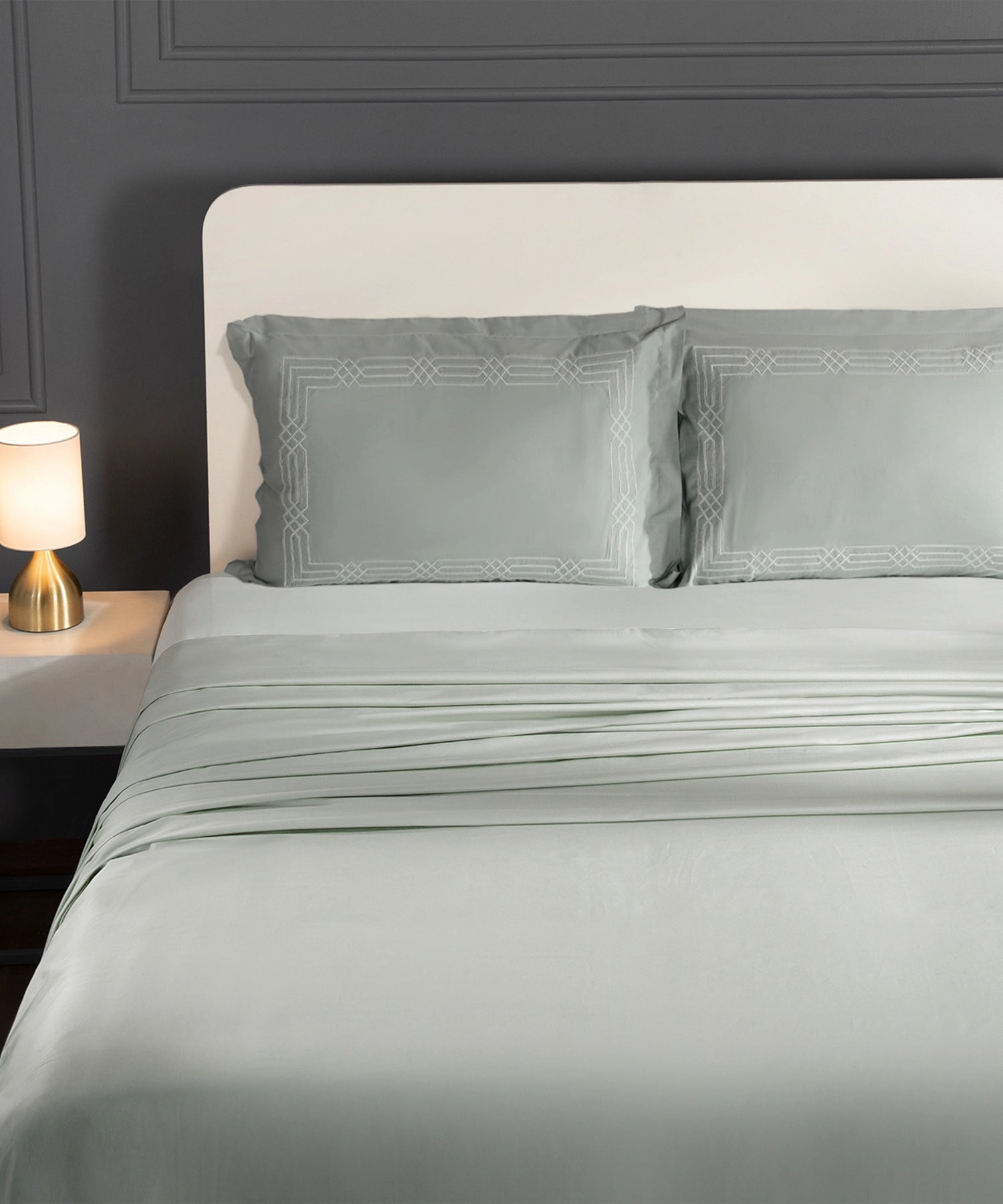 Nectarsoft Luxe Living Solid King Bedsheet ,300 TC ,100% Cotton,Renoir, Desert Sage
