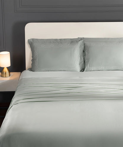 Nectarsoft Luxe Living Solid King Bedsheet ,300 TC ,100% Cotton,Renoir, Desert Sage