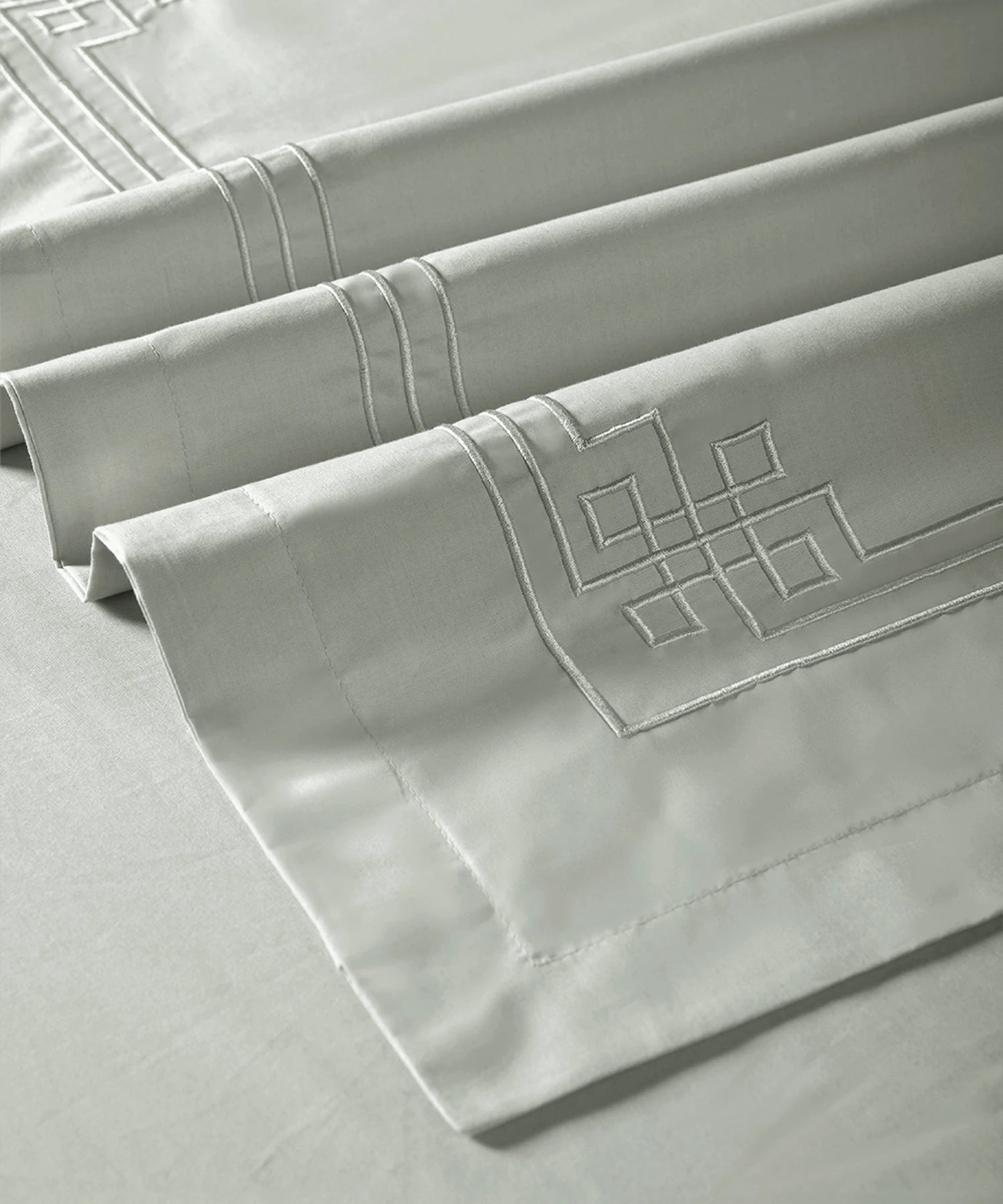 Nectorsoft Luxe Living Solid King Bedsheet Set, Windsor, Desert Sage|300 TC Cotton| 2 Pillow Cover