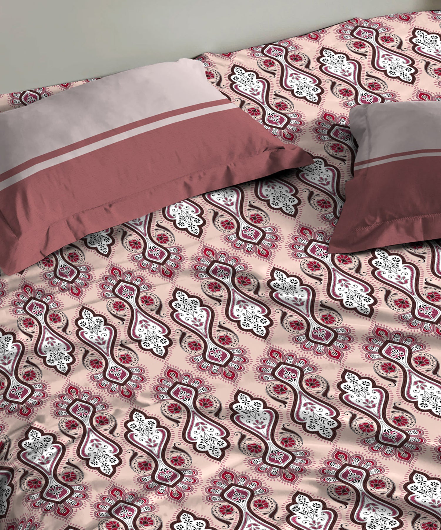 Urban Comfort Queen Bedsheet Set, Delicate Blush|144 TC Cotton|2 Pillow Covers