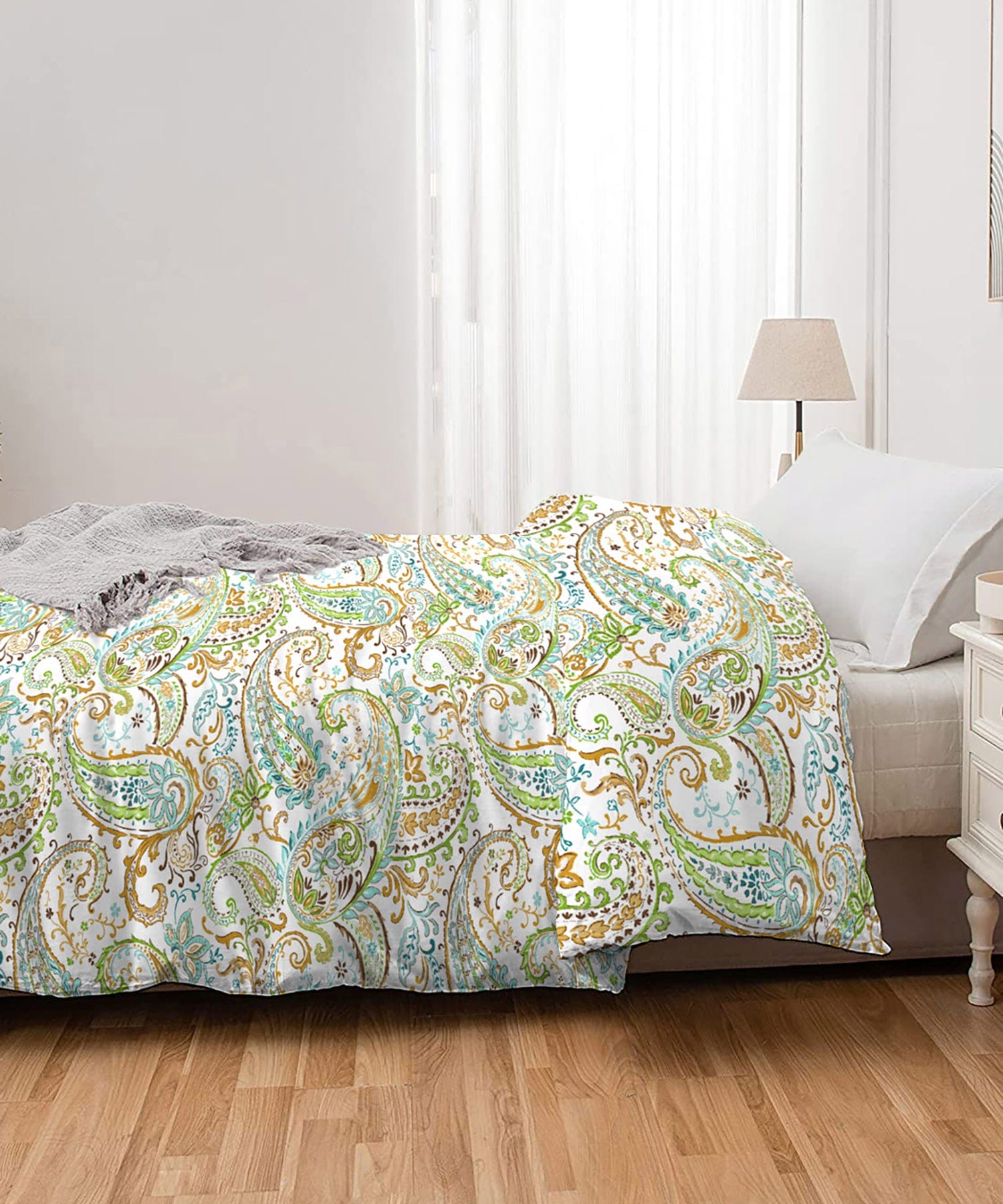 Single Comforter ₹1799/-