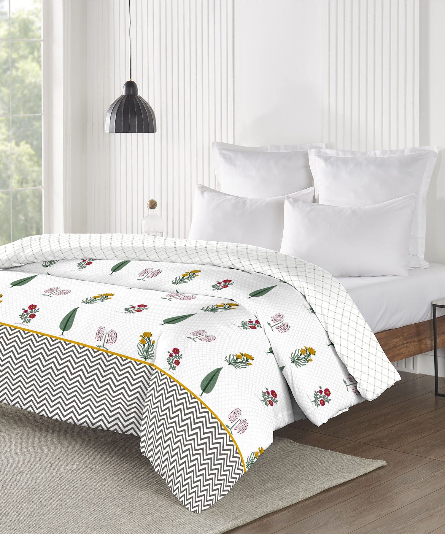 King Size Comforter ₹3999/-