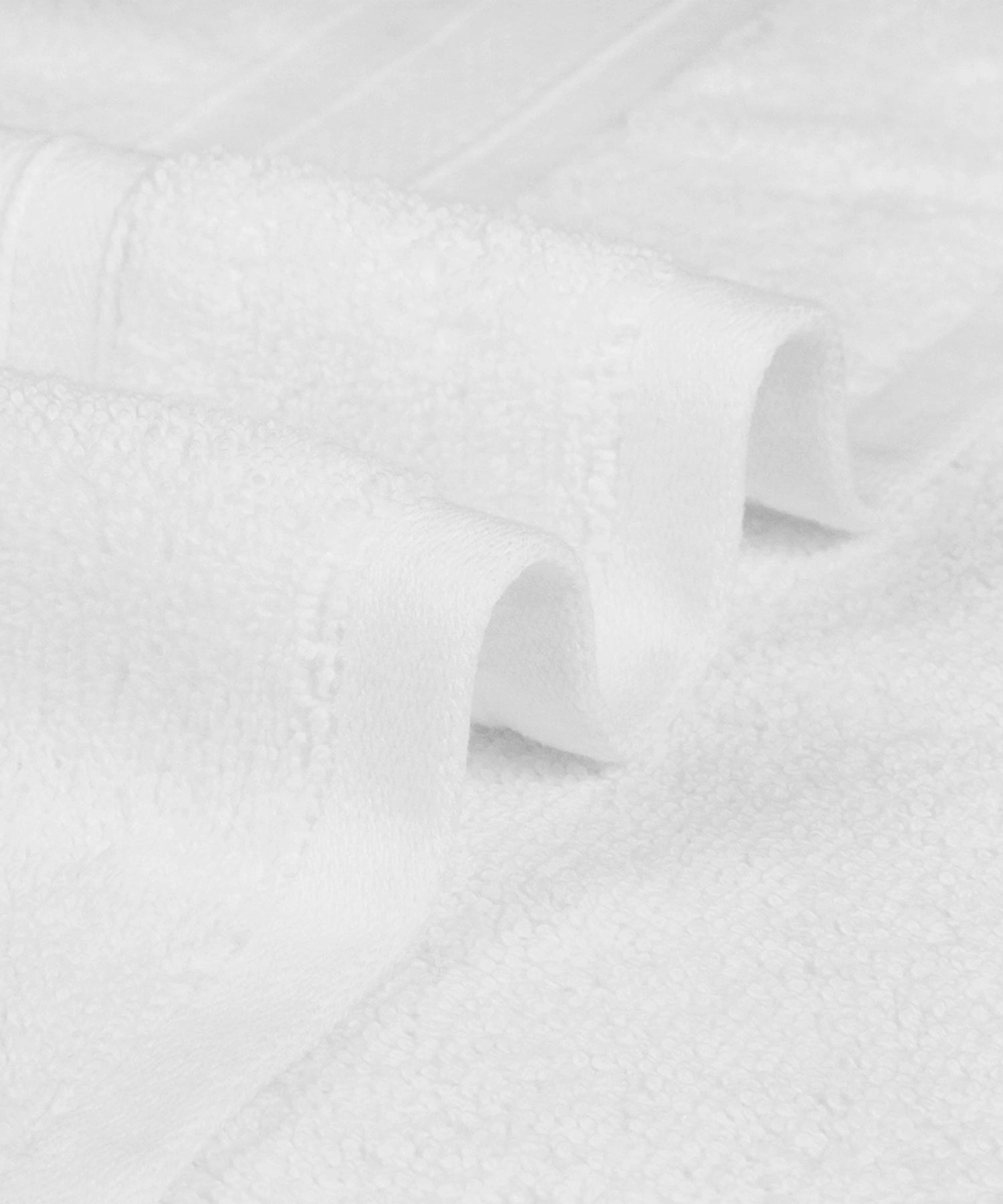 Soft Comfort White Air Rich Technology Bath Towel, 100% Cotton, 509 GSM, White