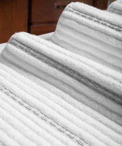 Nectarsoft Be Our Guest Bath Towel, 625 GSM, 100% Cotton, White, Celise