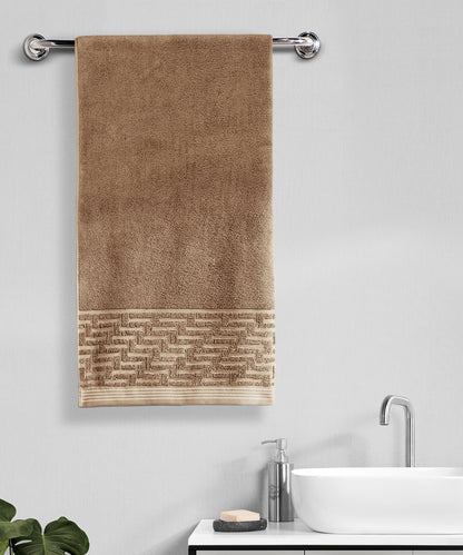 GEO COLLECTION BATH TOWEL, BROWN