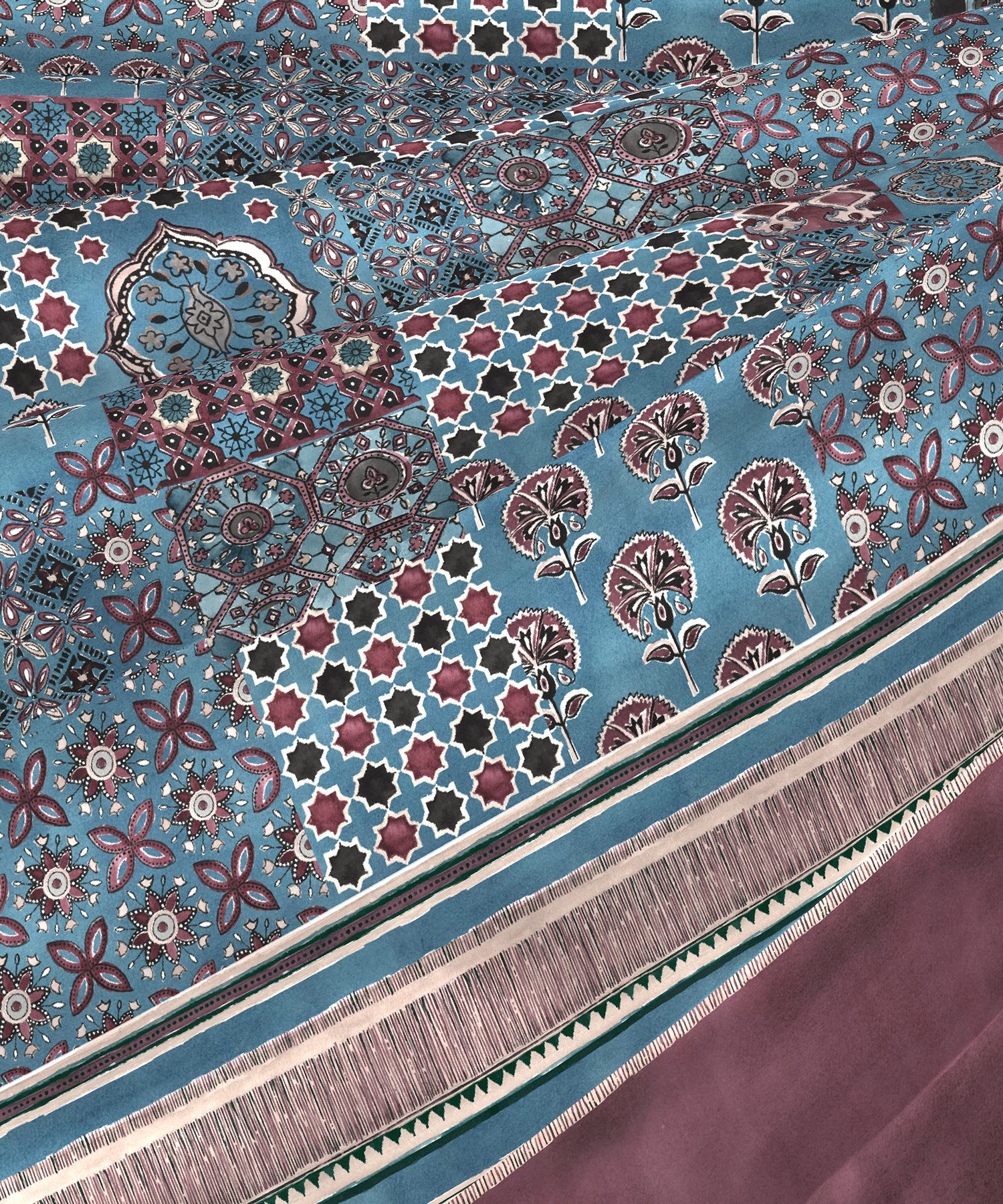 Classic Threads of India King Bedsheet Set, Ajrakh| 210 TC Cotton| 4 Pillow Covers