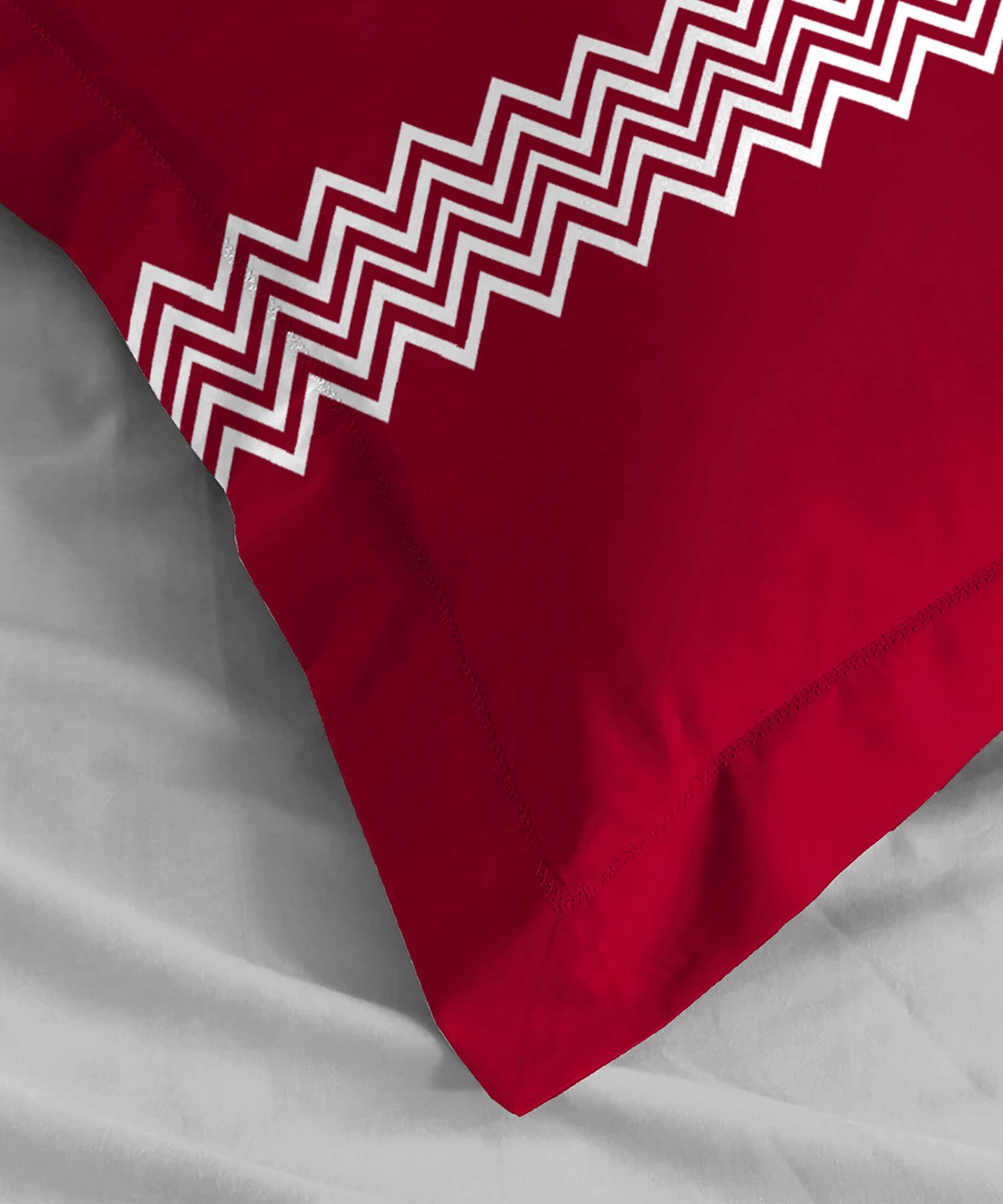 Urban Comfort Pillow Covers Set, Trippy Triangles Red| 144 TC Cotton