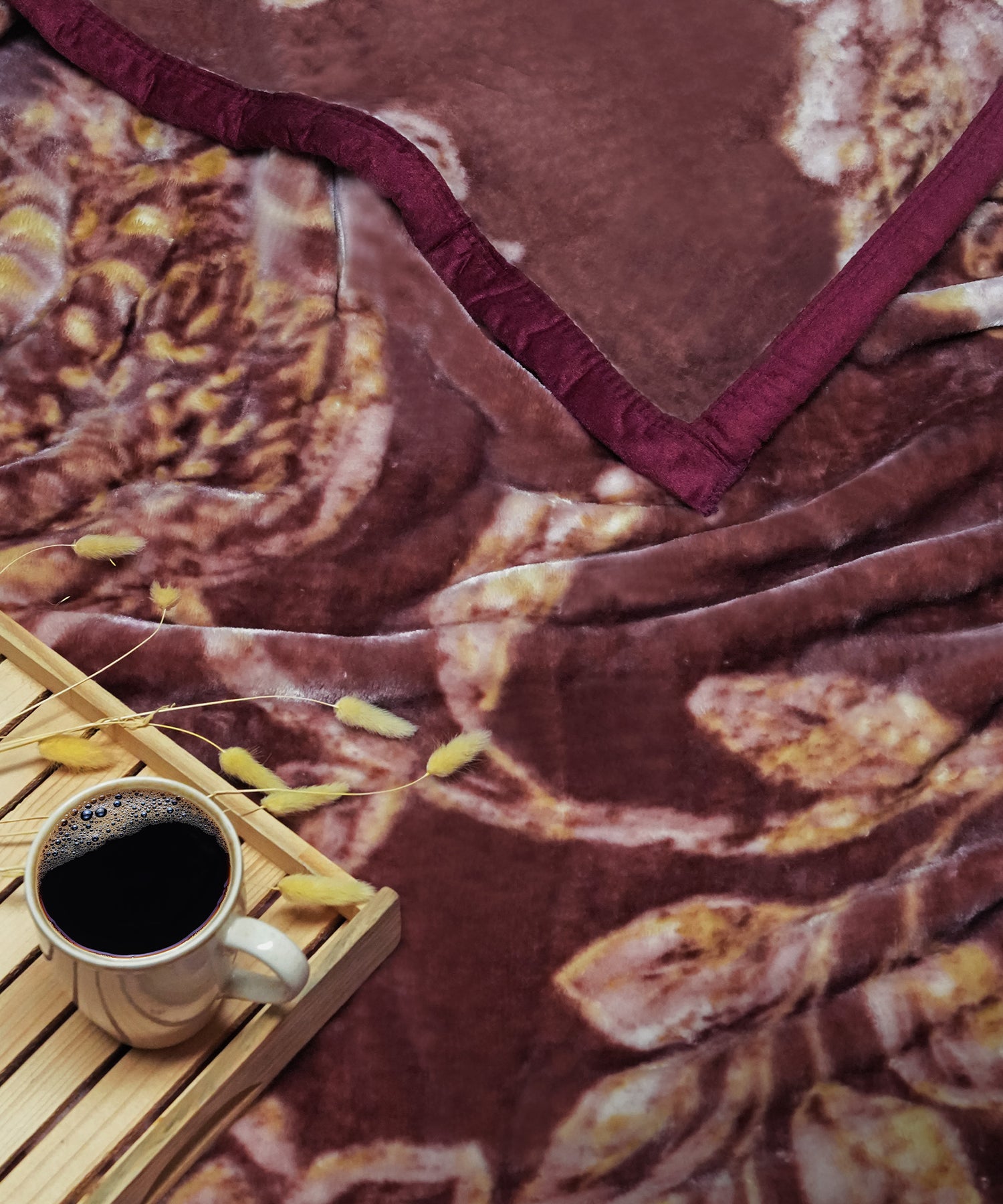 Home Essential Soft Sanctuary Double Blanket, Nora|2.7 KG Polyster