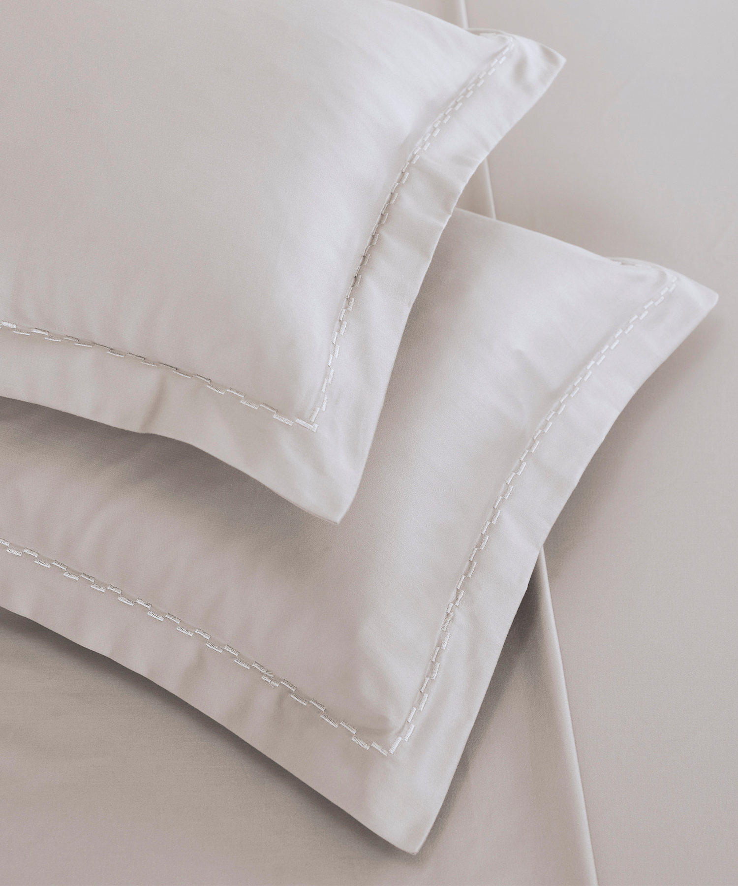 Nectarsoft Signature Select King Bedsheet Set, Pebble|400 TC Cotton| 2 Pillow Covers