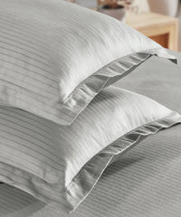 Classic Style me Solid King Bedsheet Set, Snow Flake| 210TC Cotton| 2 Pillow Covers