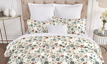Home Essential Daphine Flannel King Bedsheet With 2 Pillow Cover, 144TC, 100% Micro Polyester, Printed, Beige