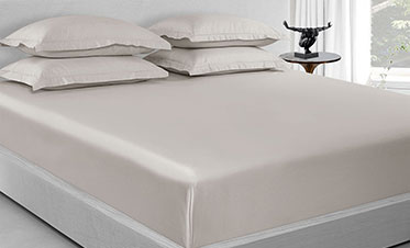 Nectarsoft King Solid Bedsheet Set, Ivory| 600 TC Cotton| 4 Pillow Covers
