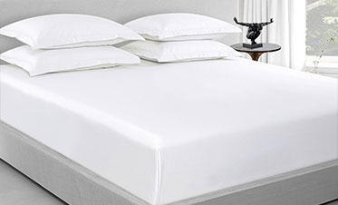 Nectarsoft King Solid Bedsheet Set, White| 600 TC Cotton| 4 Pillow Covers