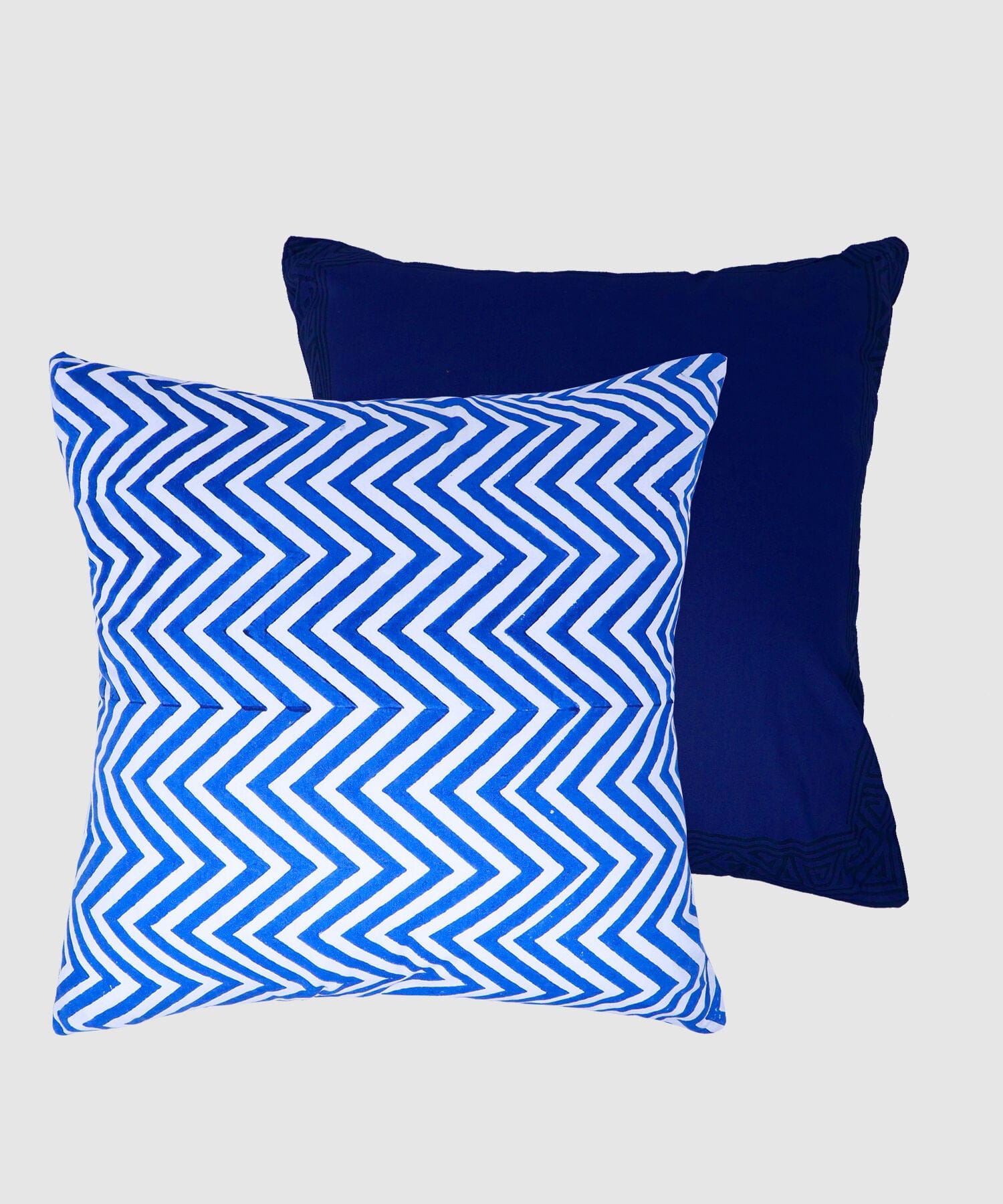 Classic Collection 2 Pieces Set 40 X40 Cms 100 % Cotton Cubic Charm Cushion Cover